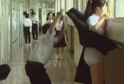 【京都】女子小学生のスカートを下ろして逃げた61歳の爺ｗｗｗ