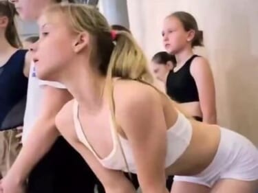 【悲報】ロシアのジュニアバレエ動画、何故か再生数が限界突破ＷＷＷＷ