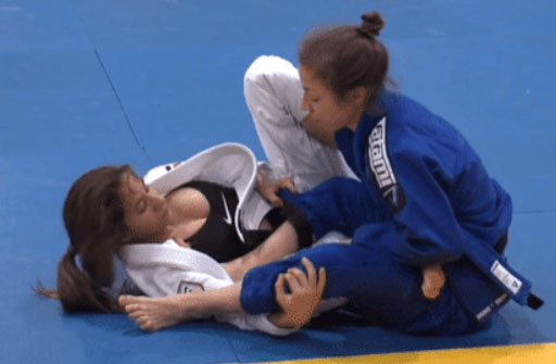 【動画】 ガチの女子柔道、お○ぱいポロリが日常だったｗｗｗｗｗｗｗｗ