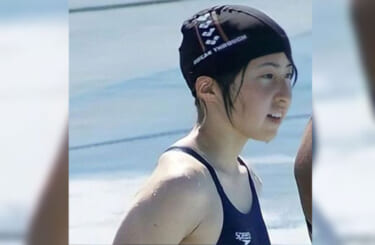 【画像】スク水、絆創膏を貼らないと乳首が浮き出る欠陥品だったｗｗｗｗ