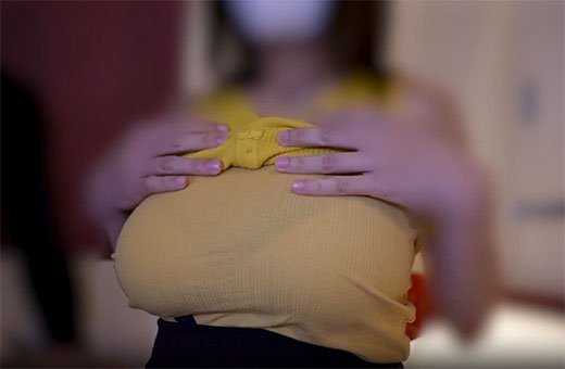 【動画】 彼女のお○ぱい初めて見た時コレだったらどう思う??